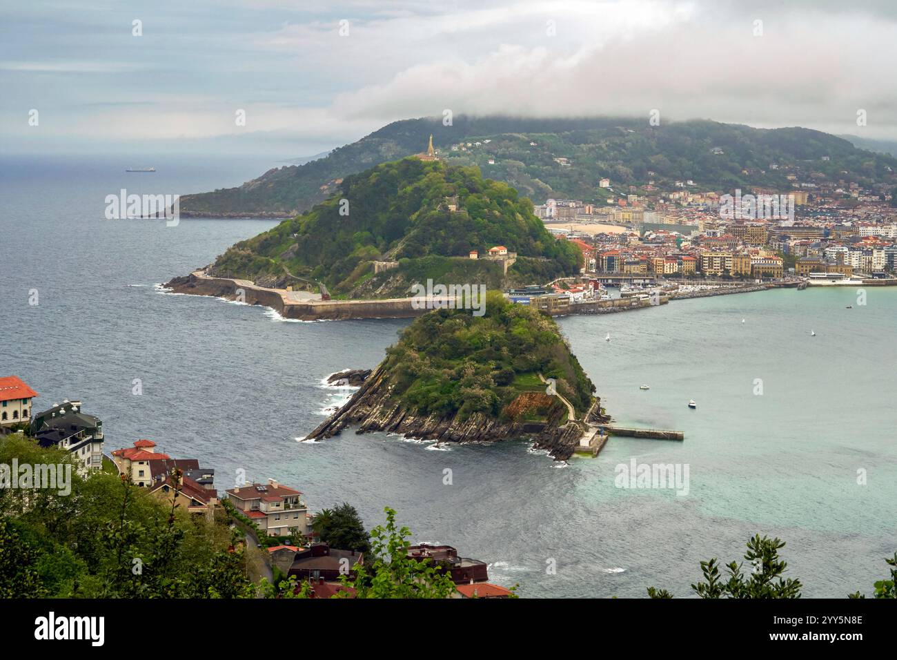 Tour san sebastian hi-res stock photography and images - Alamy