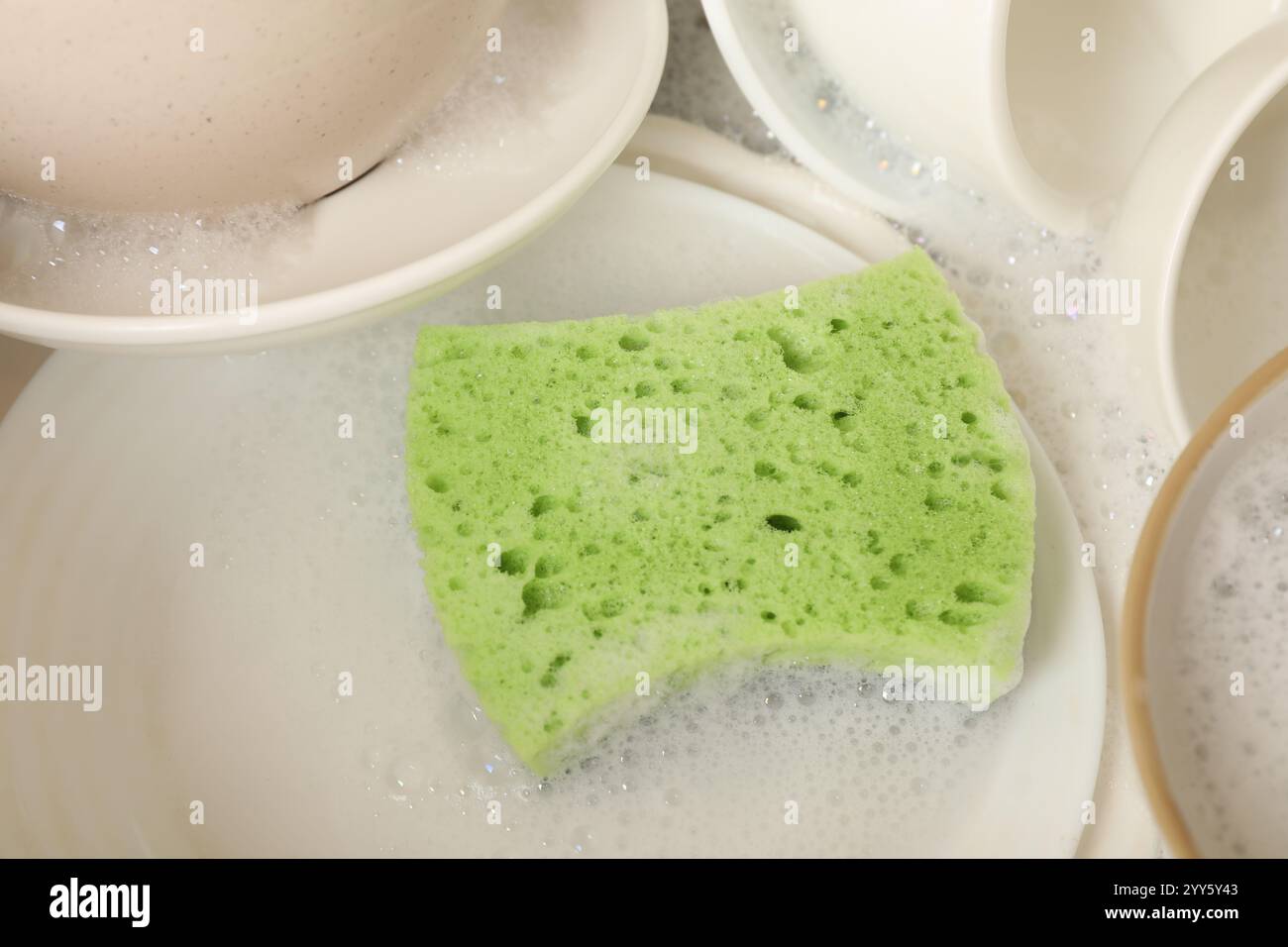 Cleaning sponge dishes foam hi-res stock photography and images - Alamy