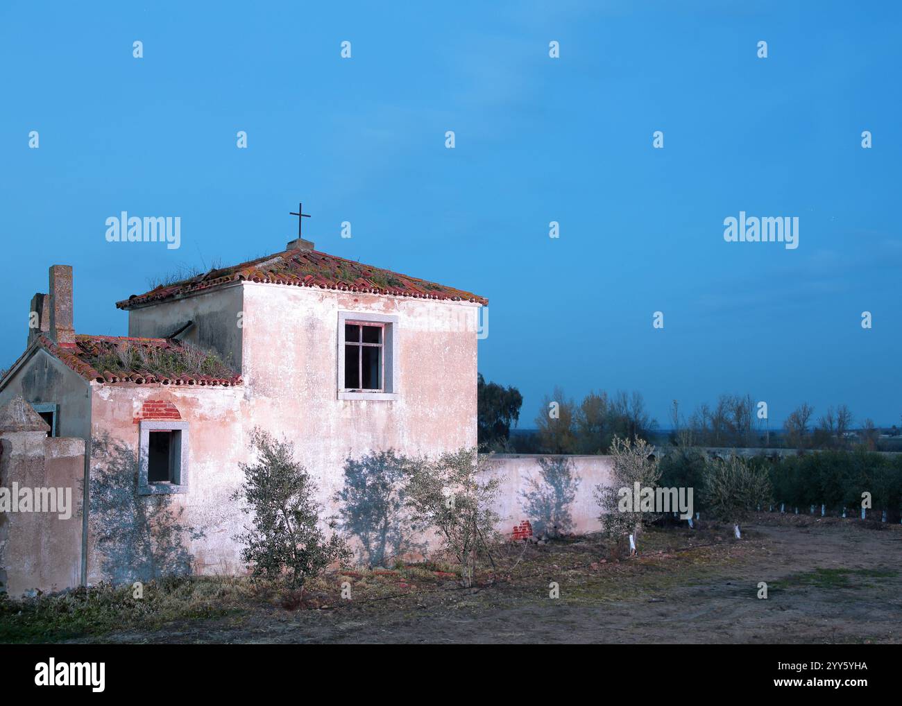 An old ruined building still standing with a night sky Stock Photo - Alamy