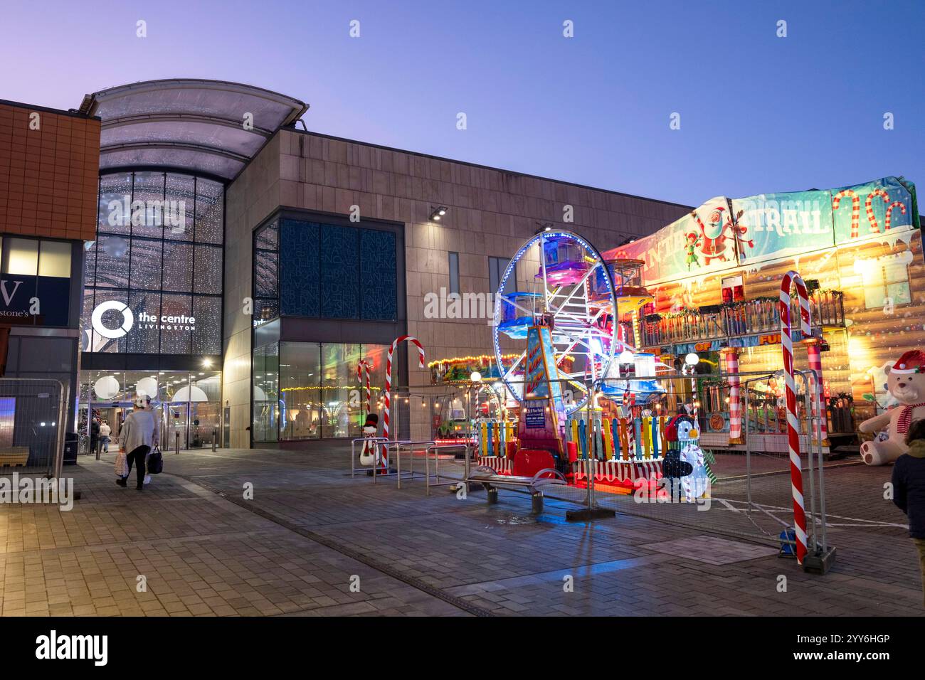 livingston-shopping-centre-christmas-lights-hi-res-stock-photography