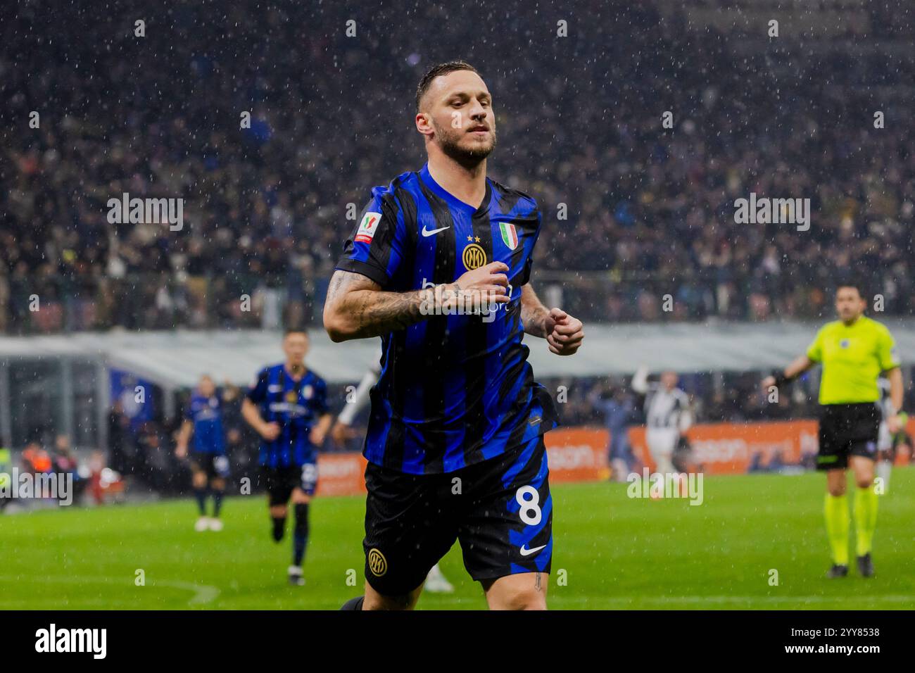 marko-arnautovic-celebrates-the-goal-during-coppa-italia-match-between