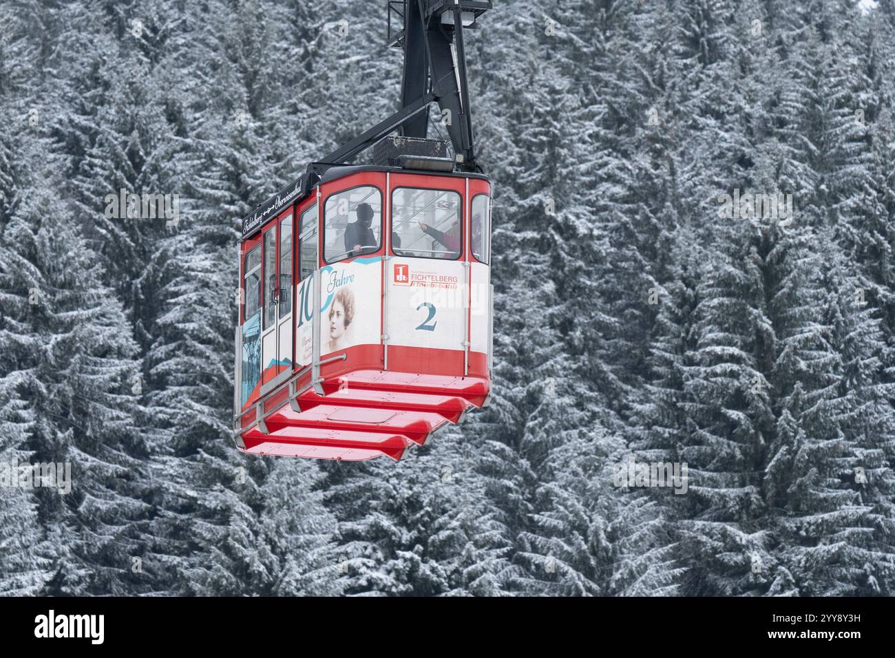 20 December 2024, Saxony, Oberwiesenthal: At The Start Of The Ski 