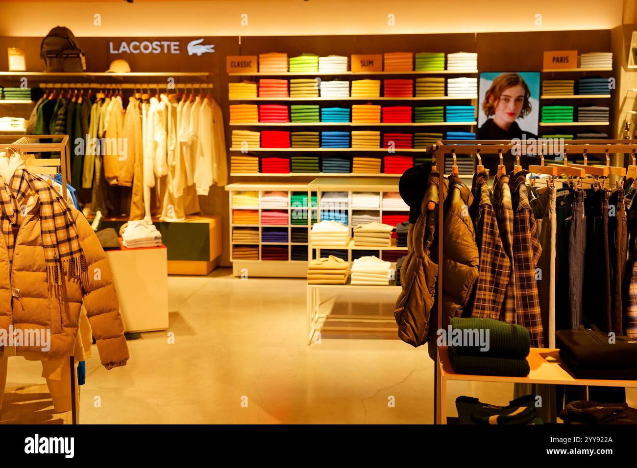 Retail store cleaning services in Marin County
