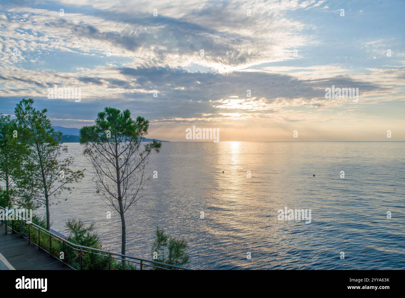 Mesmerizing sunset (sunrise) in Monaco (French Riviera) P There are ...