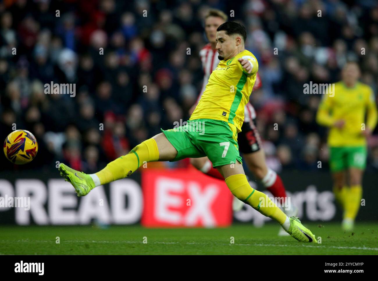 norwich-city-s-borja-sainz-during-the-sky-bet-championship-match-at-the