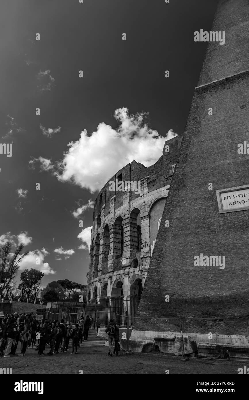 Green colosseum in rome Black and White Stock Photos & Images - Alamy