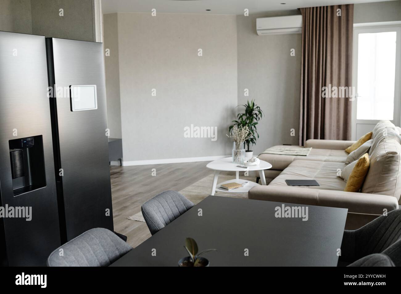 Light colored cushions hi-res stock photography and images - Alamy