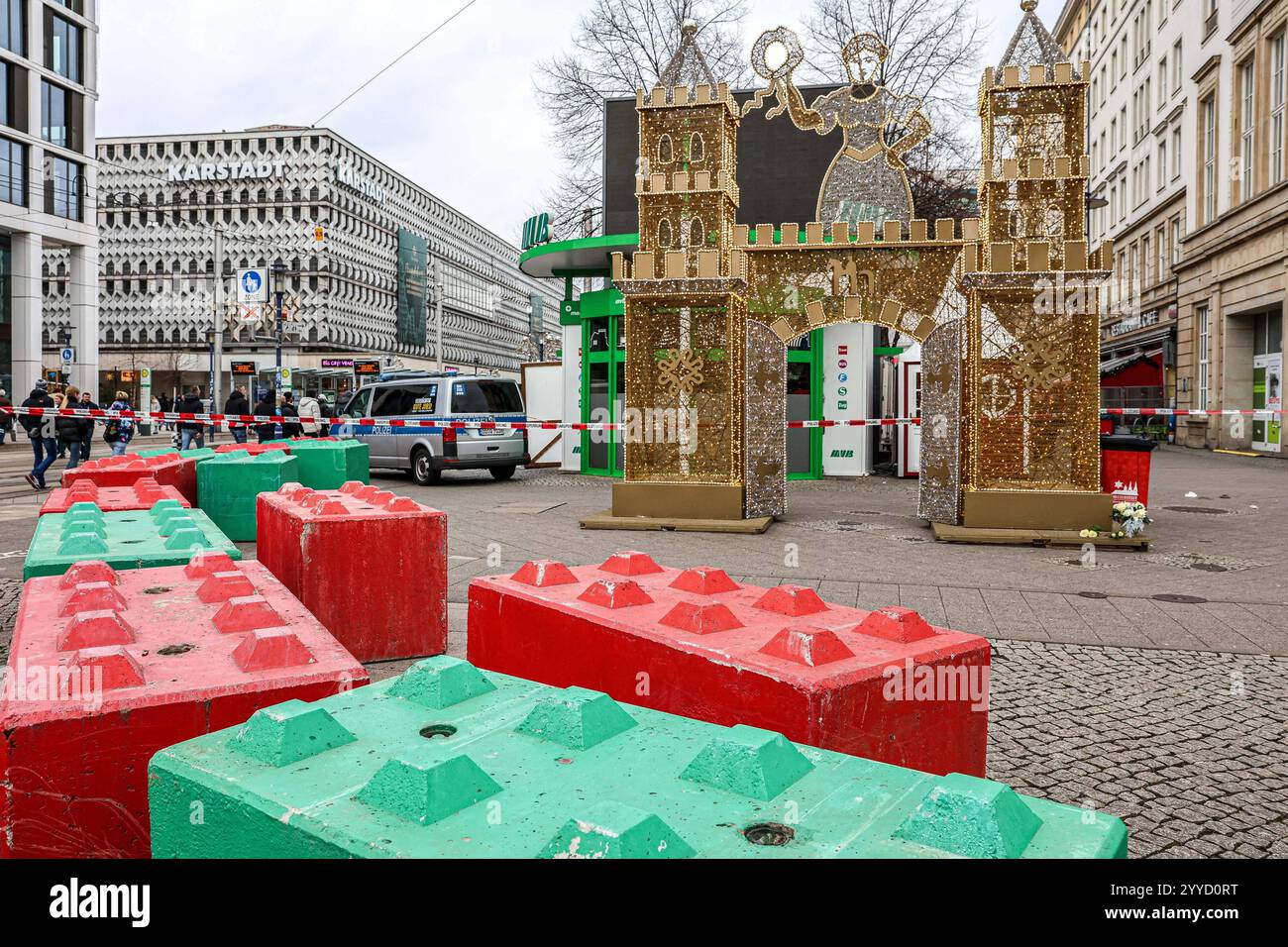 Magdeburger Weihnachtsmarkt am Tag nach dem Anschlag. *** Magdeburg