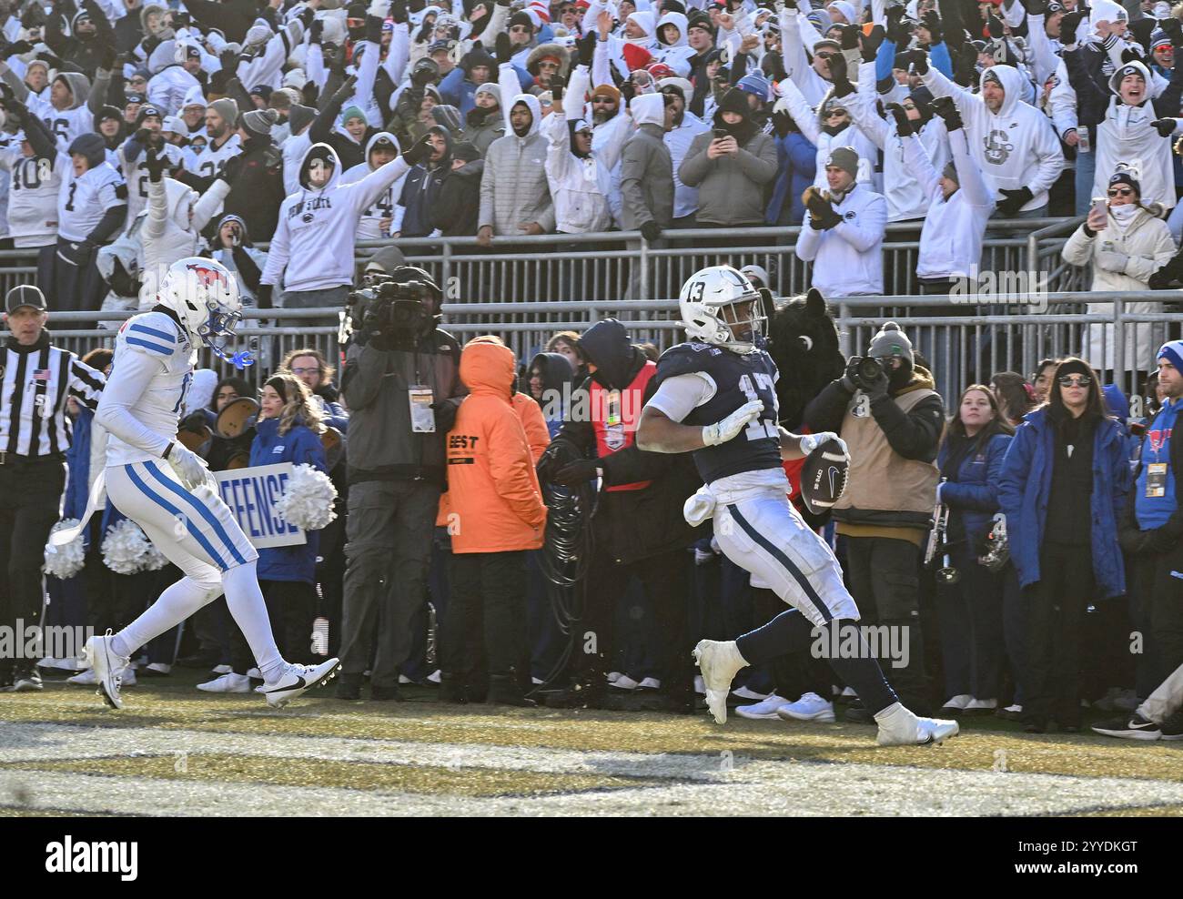 Penn State running back Kaytron Allen scores a touchdown against SMU