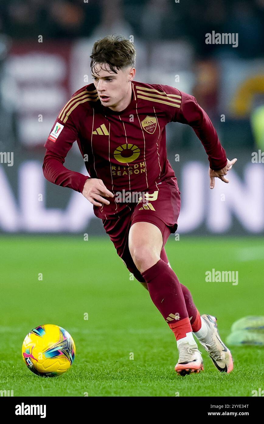 Nicola Zalewski of AS Roma during the Coppa Italia match between AS