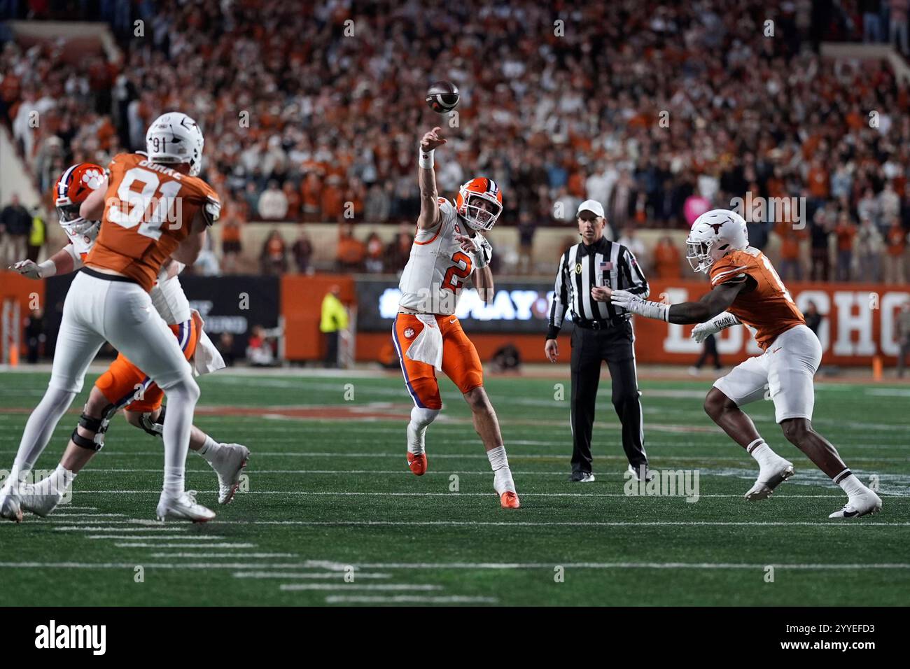Clemson quarterback Cade Klubnik (2) throws a pass during the second ...