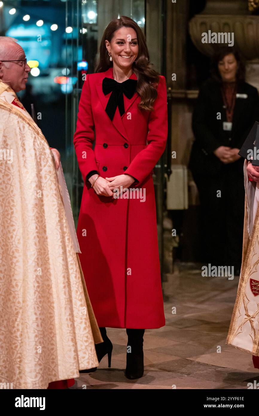 The Princess of Wales arrives for the Together At Christmas carol