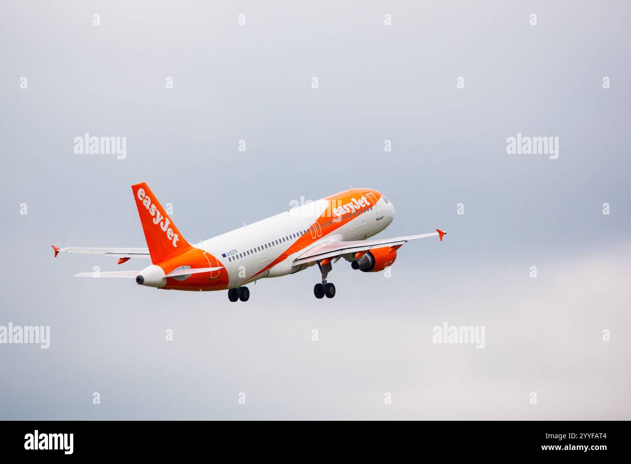 G-EZTK. Airbus A320-214 EasyJet London Stansted UK 20-06-2018 - Stock Image
