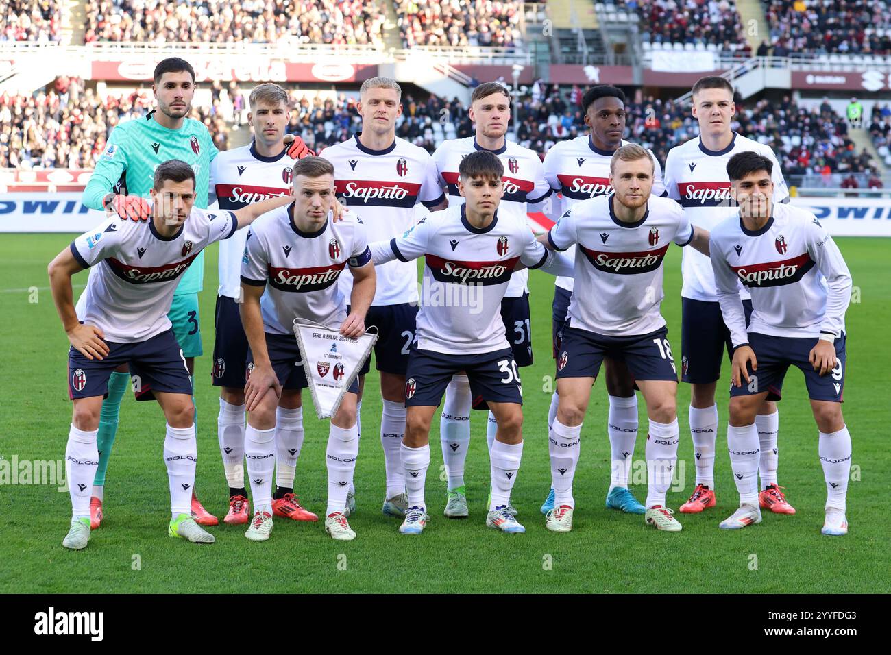 Torino, Italy. 21st Dec, 2024. Players of Bologna Fc pose for a team