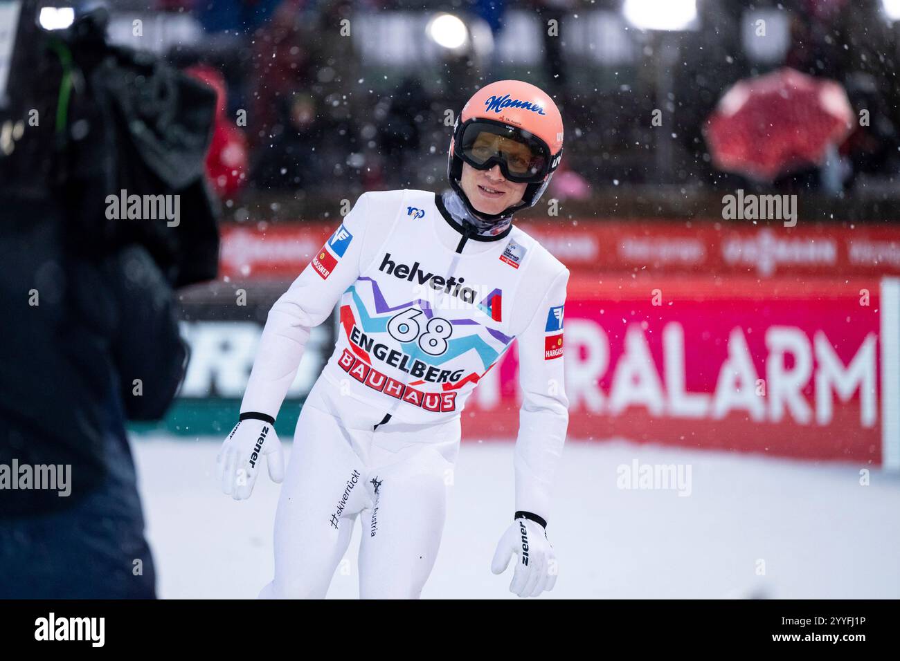 HOERL Jan (Oesterreich) im Ziel, SUI, FIS Viessmsann Skisprung Weltcup