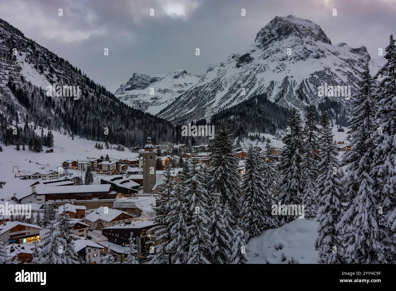 Omeshorn mountain hi-res stock photography and images - Alamy