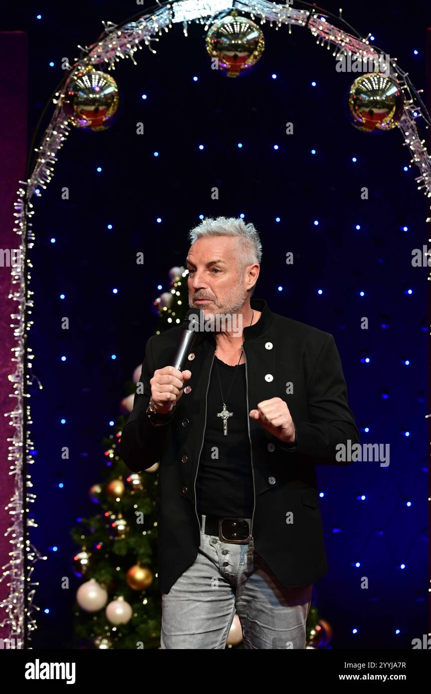 Steffen Jürgens bei der MyTVplus Weihnachtsshow Zwischen Frühstück und