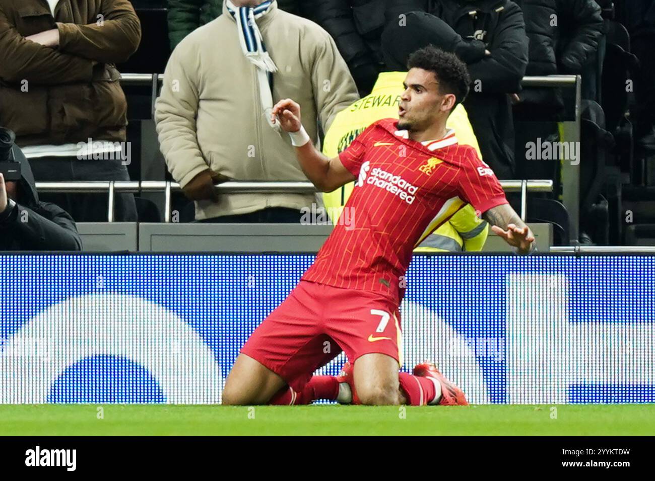 london-uk-22nd-dec-2024-luis-d-az-of-liverpool-celebrating-his-goal