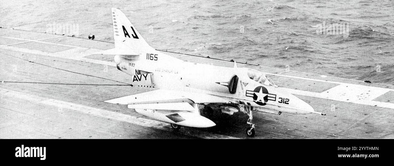 Va 83 Douglas A-4E Skyhawk of VA-83 landing aboard USS Shangri-La (CVA-38 ...