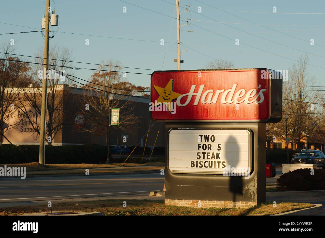Hardees restaurant sign usa hi-res stock photography and