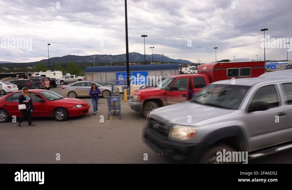 Illegal van camping Stock Videos & Footage HD and 4K Video Clips Alamy