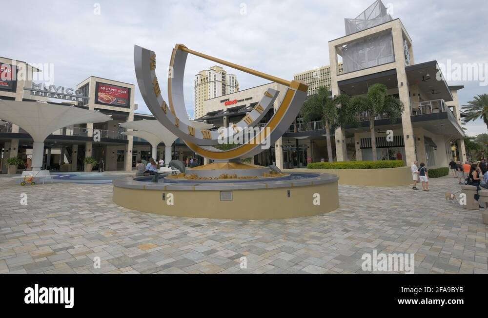 Day sundial Stock Videos & Footage HD and 4K Video Clips Alamy