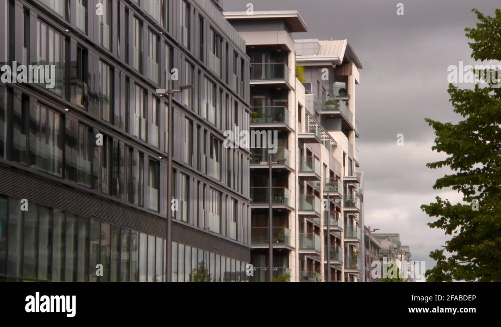 Dublin glass Stock Videos & Footage HD and 4K Video Clips Alamy