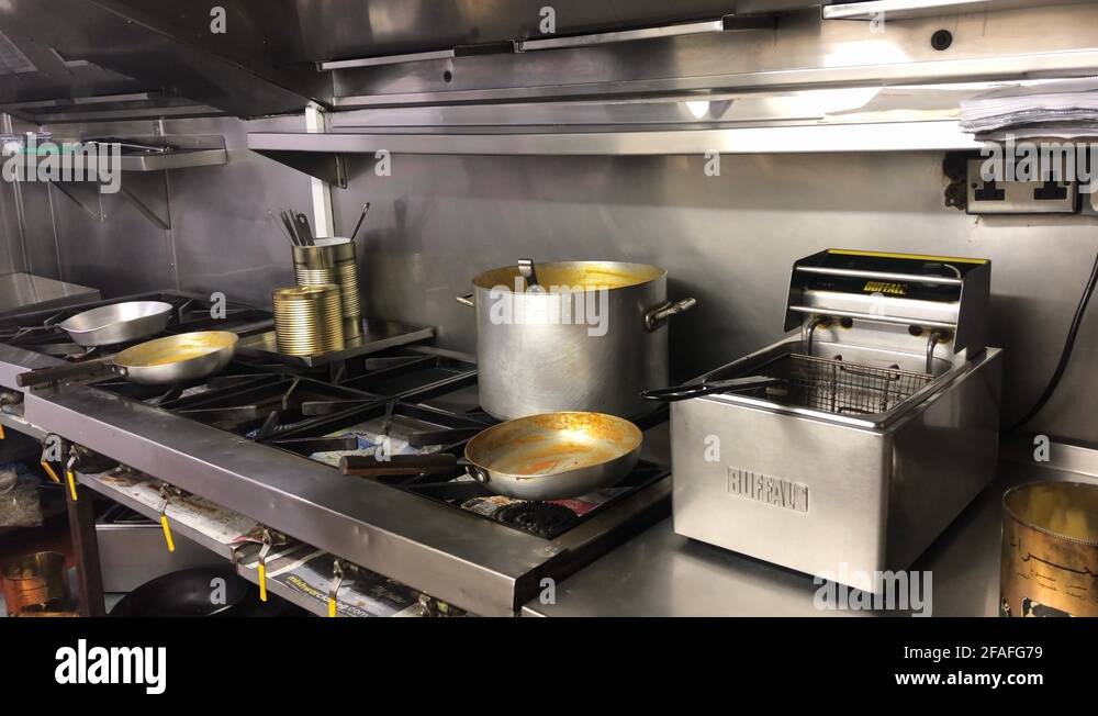 Takeaway curry Stock Videos & Footage HD and 4K Video Clips Alamy