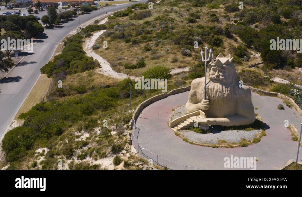 King neptune statue two rocks Stock Videos & Footage HD and 4K Video Clips Alamy