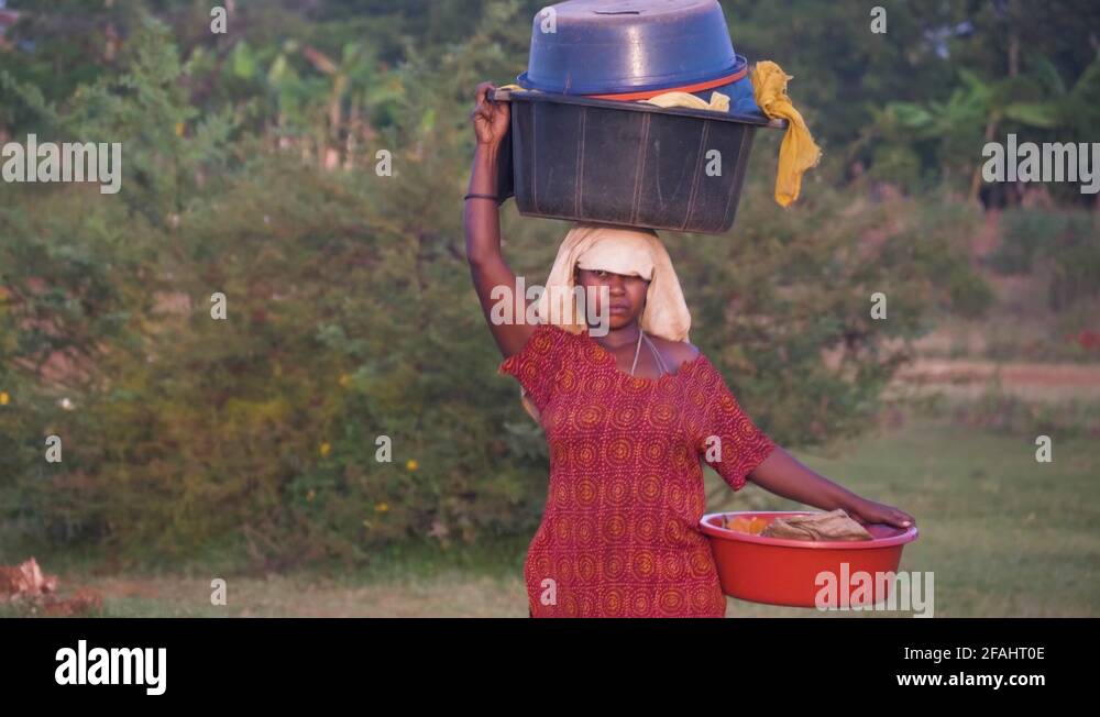 Bucket load Stock Videos & Footage HD and 4K Video Clips Alamy