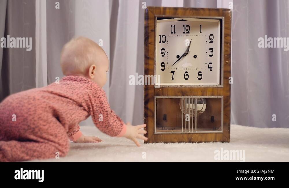 Toddler clock Stock Videos & Footage HD and 4K Video Clips Alamy