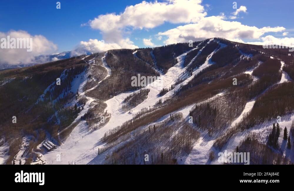 Sunlight ski resort Stock Videos & Footage - HD and 4K Video Clips - Alamy