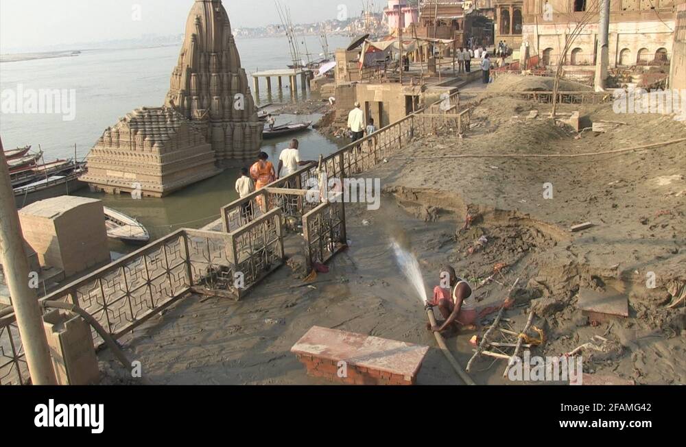 Ganges river life Stock Videos & Footage - HD and 4K Video Clips - Alamy