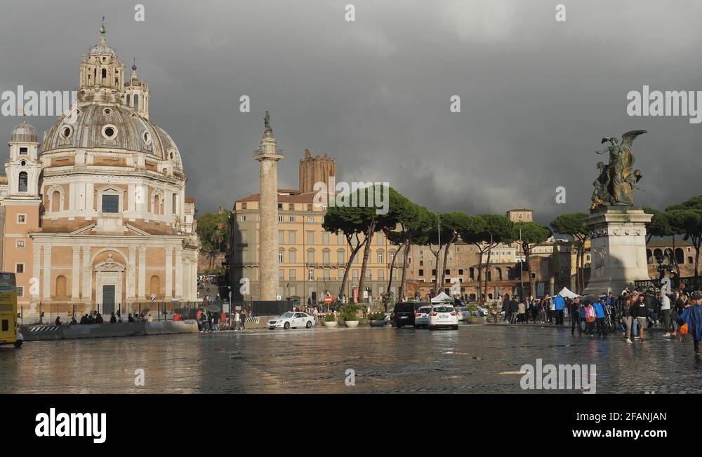 Piazza colonna column square Stock Videos & Footage HD and 4K Video