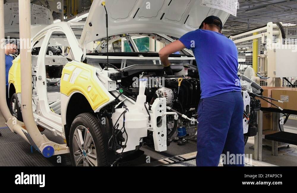 Car manufacturing plant Stock Videos & Footage HD and 4K Video Clips