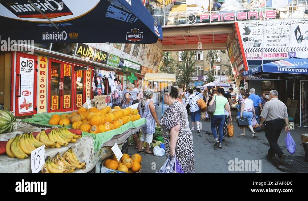 Piata centrala Stock Videos & Footage HD and 4K Video Clips Alamy