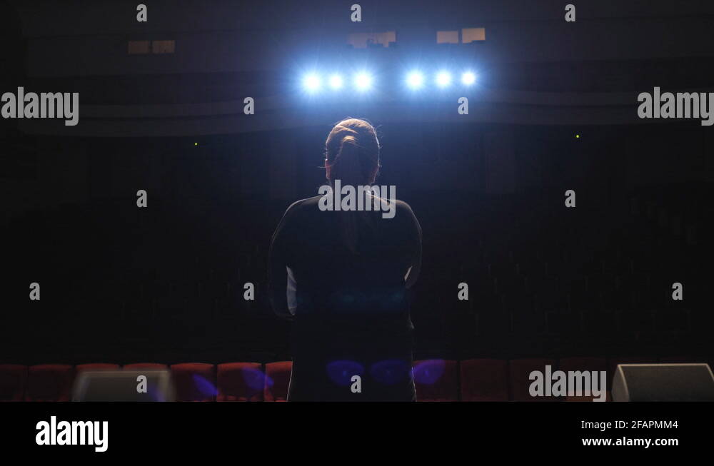 Broadway silhouette Stock Videos & Footage - HD and 4K Video Clips - Alamy