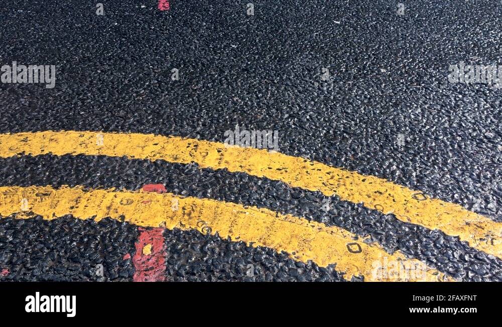 Yellow line Stock Videos & Footage HD and 4K Video Clips Alamy