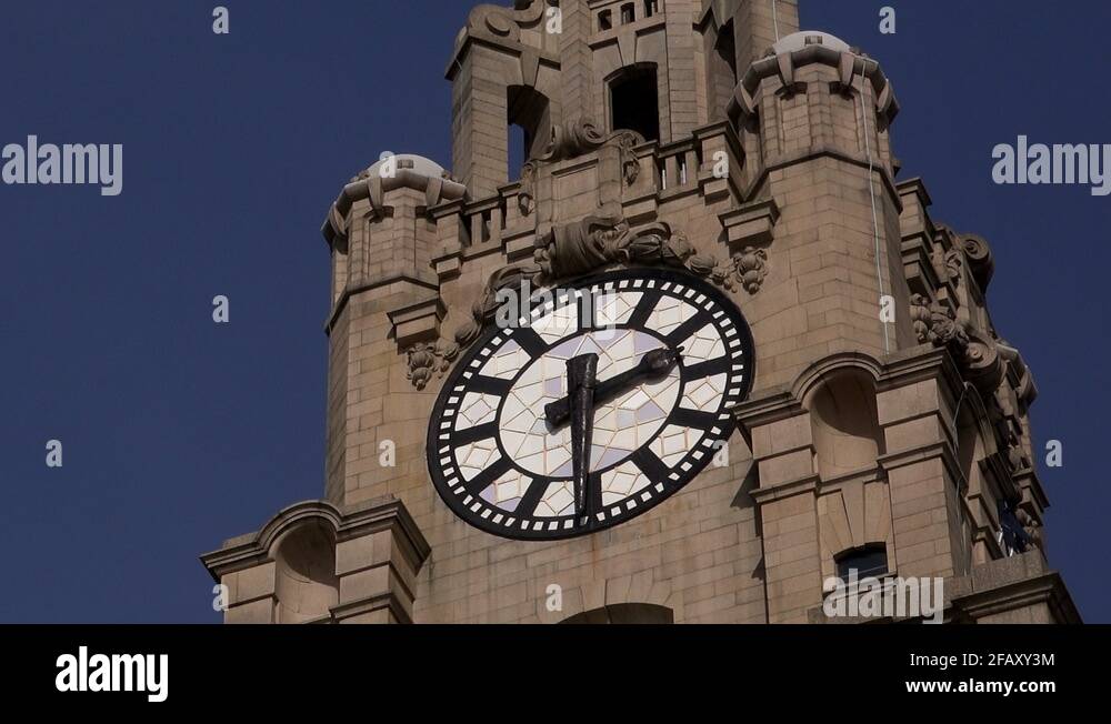 Liverpool clock time Stock Videos & Footage HD and 4K Video Clips Alamy