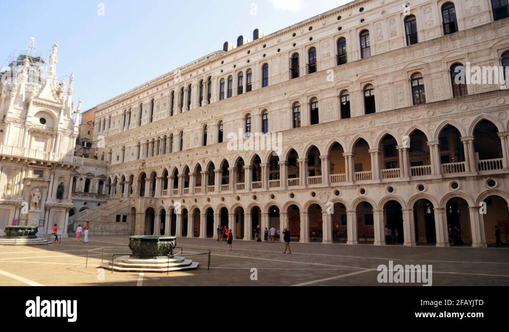 Exterior facade doges palace Stock Videos & Footage - HD and 4K Video ...