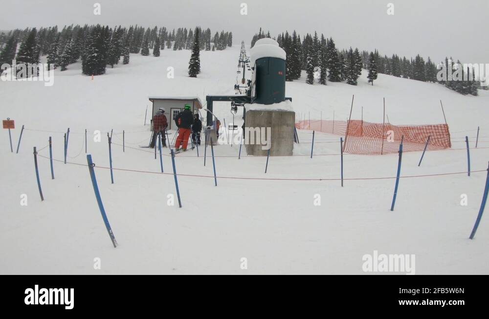 Man lift in operation Stock Videos & Footage HD and 4K Video Clips