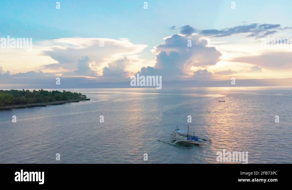Short rotation Stock Videos & Footage - HD and 4K Video Clips - Alamy