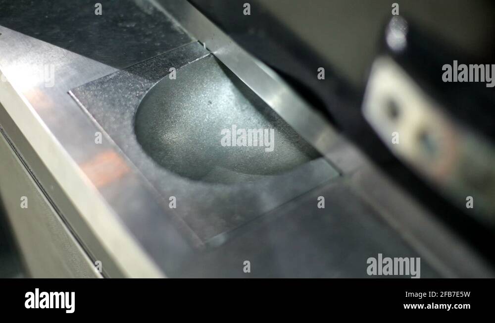 Quarter machine Stock Videos & Footage HD and 4K Video Clips Alamy