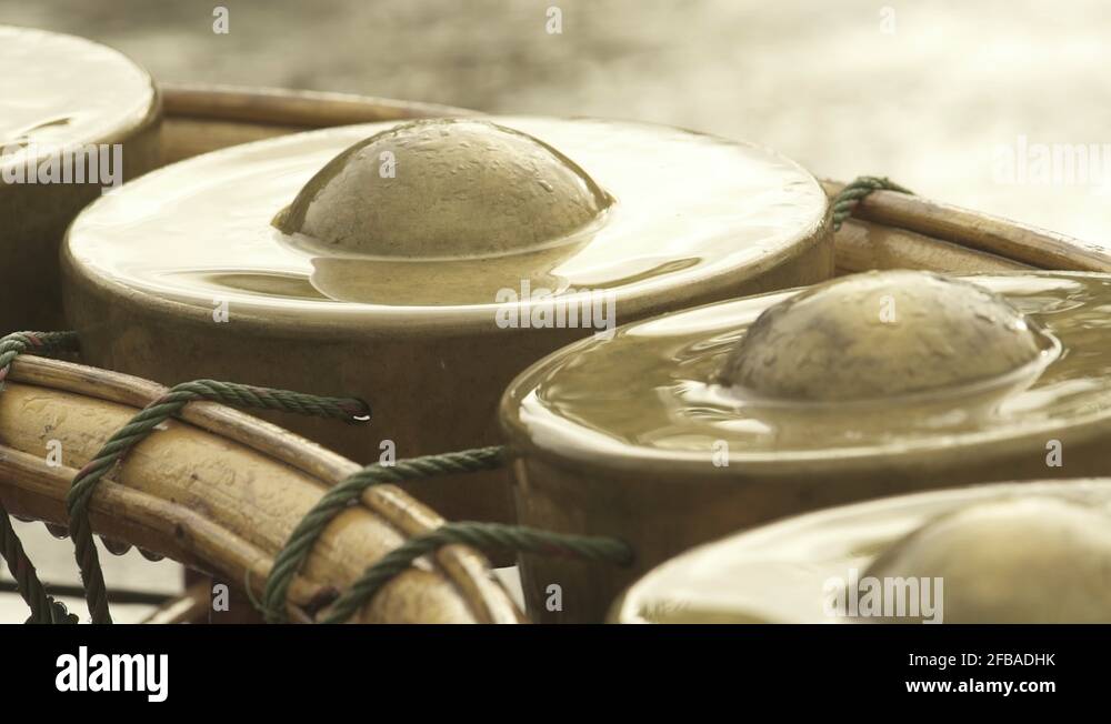 Gong xylophone Stock Videos & Footage HD and 4K Video Clips Alamy