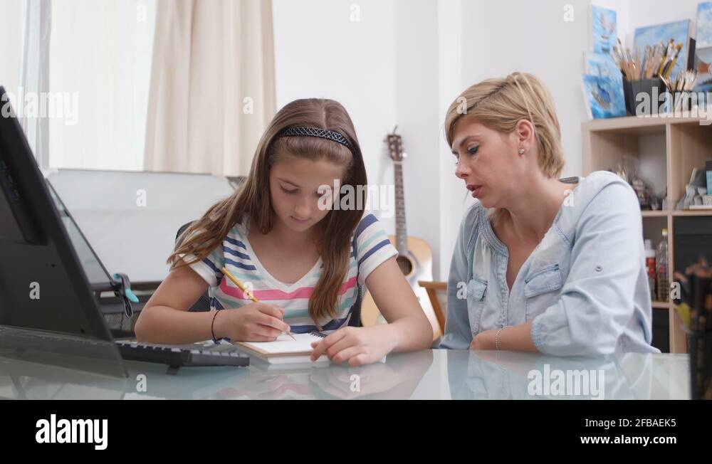 Teenage girl drawing Stock Videos & Footage - HD and 4K Video Clips - Alamy