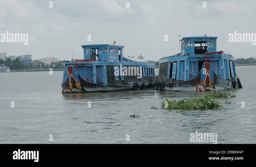 Vietnam house boats Stock Videos & Footage HD and 4K Video Clips Alamy