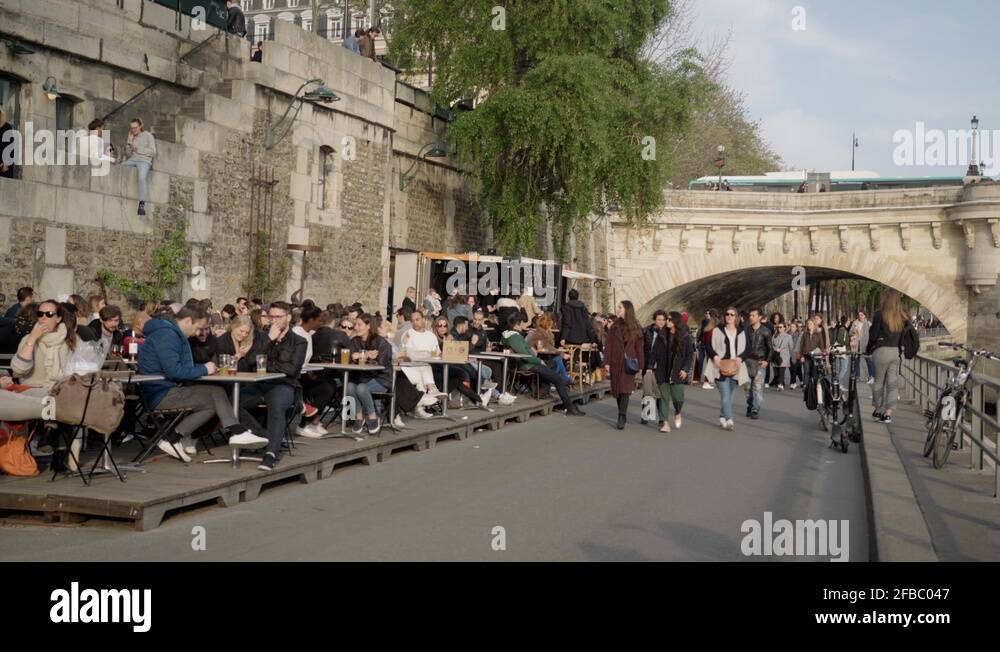 River cafe paris Stock Videos & Footage HD and 4K Video Clips Alamy