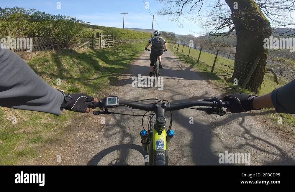 ladybower reservoir cycling