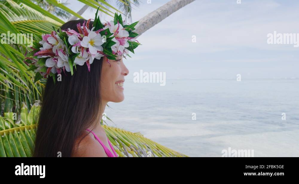 Tahiti woman flower Stock Videos & Footage - HD and 4K Video Clips - Alamy