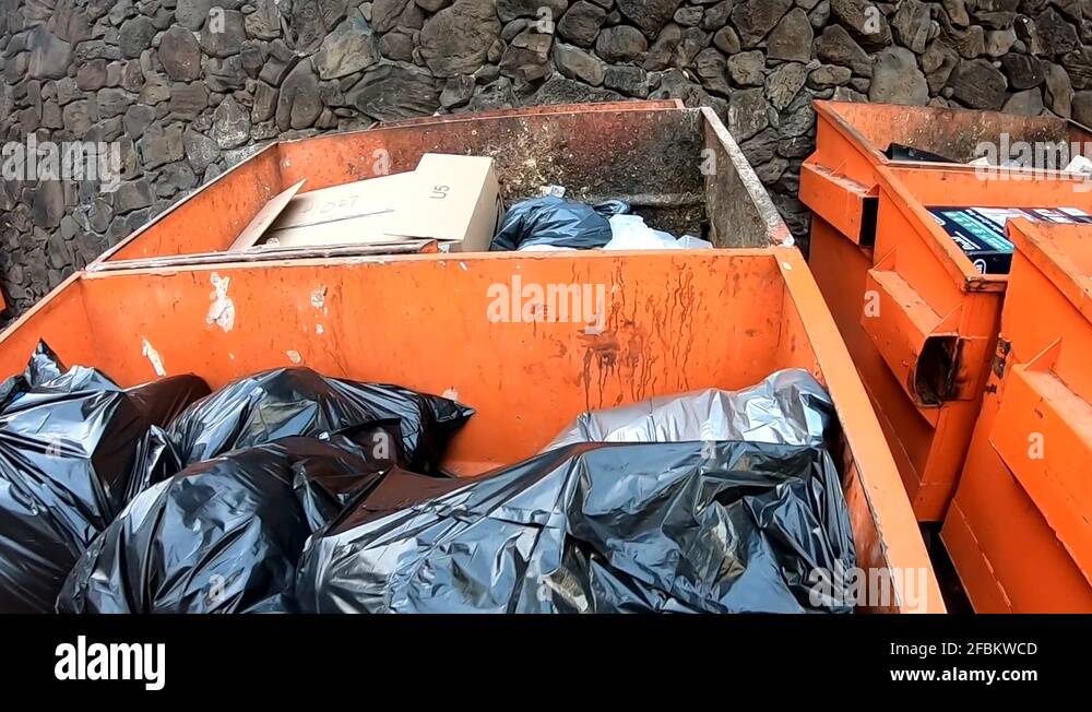Dumpster transport Stock Videos & Footage HD and 4K Video Clips Alamy